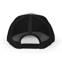 Load image into Gallery viewer, Embroidered High 5 Snapback Trucker Cap
