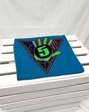 Load image into Gallery viewer, Blue Retro Triangle
